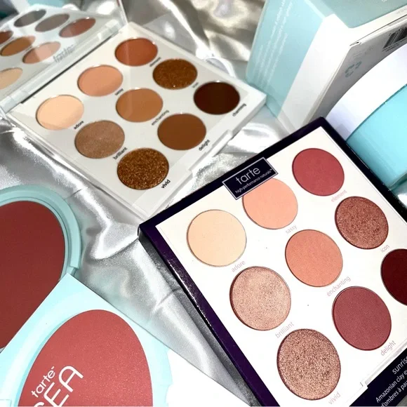 ‼️SOLD‼️ 3 Tarte Cosmetics makeup products - Blush, Eyeshadow, and Moisturizer - Picture 4 of 4